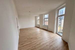 Frisch sanierte 4-Zimmer Wohnung mit Altbaucharme – Lindenstraße 93, 47798 Stadtmitte, Krefeld – Vorschaubild 2