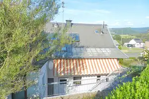 Mehrfamilienhaus mit drei Wohneinheiten, Garagen, Garten Streuobstwiese und Mega-Fernblick! – Trier-Saarburg (Kreis) – Vorschaubild 9