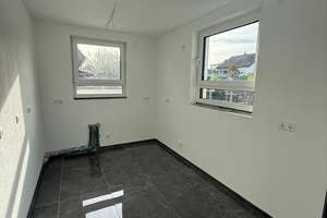 Attraktive Doppelhaushälfte in Herrenberg-Affstätt – Die vollständige Adresse der Immobilie erhältst du vom Anbieter., 71083 Herrenberg – Vorschaubild 5