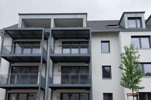 Moderne 2-Zimmerwohnung mit Balkon,  Einbauküche und Tiefgarage in Teningen