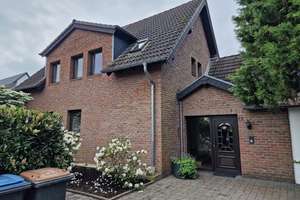 Attraktives Zweifamilienhaus in Köln-Höningen mit großem Garten & vielseitigen Nutzungsmöglichkeiten – Efferenweg 13, 50977 Rondorf, Köln – Vorschaubild 3