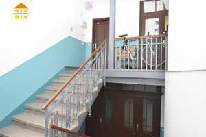 2 Zimmer mit lichtdurchflutetem Wohnzimmer - zentrumsnah – Schüffnerstraße 7, 9130 Chemnitz – Vorschaubild 3