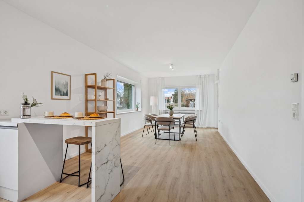 Immobilie in Buchloe - Umfassend saniertes Zweifamilienhaus in gehobener Ausführung - Bild 2