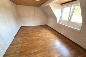 FAMILIENHAUS MIT 5 ZIMMERN, KÜCHE MIT GROßER VORRATSKAMMER, KLEINER GARTEN UND TERRASSE... – Die vollständige Adresse der Immobilie erhältst du vom Anbieter., 76228 Grünwettersbach, Karlsruhe – Vorschaubild 22