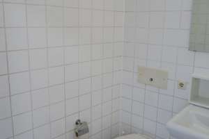 Stadtwohung 38 m² mit Luitpoldpark-Blick - 5. OG, Ostbalkon, neue Fenster, sofort verfügbar – Lerchenauerstr. 3, 80809 Am Luitpoldpark, München – Vorschaubild 7