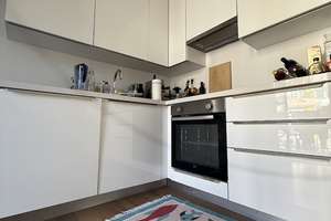 Sehr schöne eingerichtete 2 Zimmer-Wohnung – 40210 Stadtmitte, Düsseldorf – Vorschaubild 2