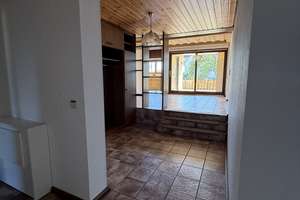 Großzügige 5-Zimmer-Splitlevel-Wohnung mit 153 m², Balkon, Garten und Kaminofen – Kirchweg 8, 75323 Bad Wildbad – Vorschaubild 26
