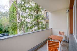 Stilvolle 3-Zimmer-Wohnung mit Süd-Balkon an der Spree – direkt am Hansaviertel – Die vollständige Adresse der Immobilie erhältst du vom Anbieter., 10555 Moabit, Berlin – Vorschaubild 2