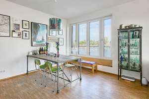 + Urbaner Rückzugsort mit Wasserblick - Wohnen auf der Schlossinsel + – Die vollständige Adresse der Immobilie erhältst du vom Anbieter., 21079 Harburg (Ortsteil), Hamburg – Vorschaubild 9