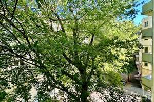 Gepflegte & helle 3-Zimmerwohnung mit Balkon und Fahrstuhl in der Mitte Wiesbadens! – Yorckstrasse 24, 65185 Westend / Bleichstraße, Wiesbaden – Vorschaubild 4