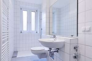 Siegfriedstr. 14, E L - Helle 2-Zimmer Wohnung mit bodengleicher Dusche und Loggia