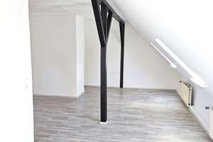 KEINE ANRUFE !! Helle 3 Zimmer Wohnung im Dachgeschoss - Nähe Weser !! – Rönnebecker Straße 54, 28777 Rönnebeck, Bremen – Vorschaubild 8