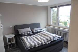 Helle 3 Zimmerwohnung mit Rheinblick
