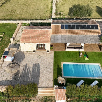 PREZIOSE MODERNE FINCA
