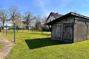 Viel Platz in ruhiger Lage mit 3.500 m² Grundstück und Nebengebäuden – Die vollständige Adresse der Immobilie erhältst du vom Anbieter., 16833 Neuruppin – Vorschaubild 2