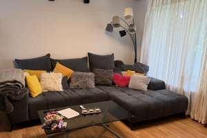 Wohnen mit Charakter: 2-Zimmer-Wohnung in Hamburg-Poppenbüttel