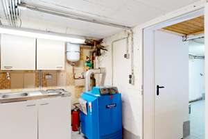 !EINMALIGE CHANCE! 1FAM.-RMH+GARAGE+3 STELLPLÄTZE – Die vollständige Adresse der Immobilie erhältst du vom Anbieter., 50827 Ossendorf, Köln – Vorschaubild 36