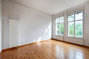 Bezugsfreie 2-Zimmer-Wohnung in denkmalgeschützter Stadtvilla in Potsdam – 14467 Berliner Vorstadt, Potsdam – Vorschaubild 2