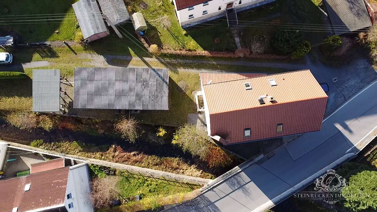 Mehrgenerationen- oder Kapitalanlage: Historisches Dreifamilienhaus mit Potenzial in Gohrisch, Sächsische Schweiz Osterzgebirge Kreis – Bild 2