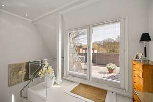 Exklusive Endetagenwohnung mit Aufzug direkt in die Wohnung – Die vollständige Adresse der Immobilie erhältst du vom Anbieter., 22391 Wellingsbüttel, Hamburg – Vorschaubild 16