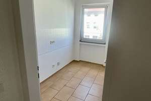 Gemütliche und helle 3-Zimmer-Wohnung in Dellbrück mit kleinem Balkon – Dellbrücker Hauptstraße 140, 51069 Dellbrück, Köln – Vorschaubild 4