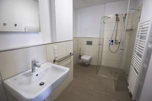 Vollmöblierte, neuwertige 2-Zimmer-Wohnung mit EBK und Balkon in Wilmersdorf, Berlin – Brandenburgische Straße 54a, 10707 Wilmersdorf, Berlin – Vorschaubild 10