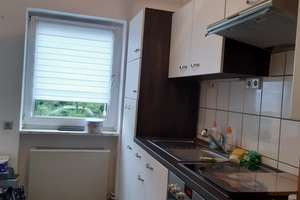 Vollständig renovierte 2,5 Zimmer-Erdgeschosswohnung mit Balkon und Einbauküche in Braunschweig