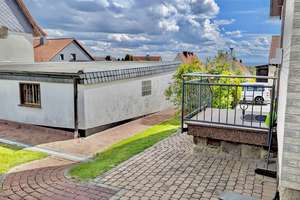 Individuelles Zweifamilienhaus mit großem Grundstück

und Garage in bester Lage von Schauenburg-El – Die vollständige Adresse der Immobilie erhältst du vom Anbieter., 34270 Schauenburg – Vorschaubild 9