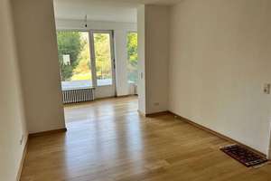 Thielenbruch: Einseitig angebaute großzügige Villa mit parkähnlichem Garten – Die vollständige Adresse der Immobilie erhältst du vom Anbieter., 51069 Holweide, Köln – Vorschaubild 8