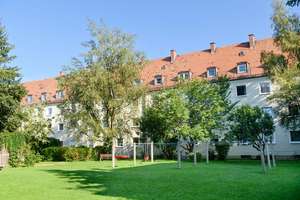 Helle 2-Zimmer-Wohnung mit ruhigem Innenhof