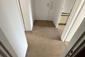 Einfache, helle, ruhige, 3-Zimmer-Wohnung mit sep. Küche in München-Moosach nähe U3 – 80993 Alt-Moosach, München – Vorschaubild 11