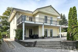Großzügigkeit, Licht & Komfort – Repräsentative Villa | 11 Zimmer | 3 Garagen – Die vollständige Adresse der Immobilie erhältst du vom Anbieter., 14612 Falkensee – Vorschaubild 41