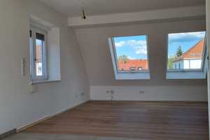 Erstbezug! Sehr schöne, helle und freundliche DG-Wohnung – Nürnberg – Vorschaubild 3