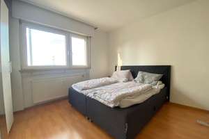 Ansprechende, zentral gelegene 2-Zimmer-Wohnung mit großem Westbalkon und Fernsicht in Zuffenhausen – Die vollständige Adresse der Immobilie erhältst du vom Anbieter., 70437 Rot, Stuttgart – Vorschaubild 4