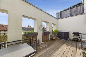 BACKSTEINROMANTIK & GROßE TERRASSE – IHRE NEUE OASE IN KREUZBERG – Berlin – Vorschaubild 12