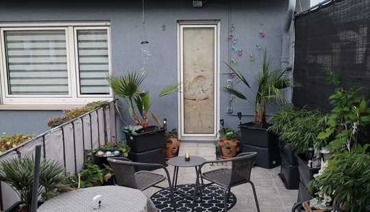 Bild von Charmantes Haus mit 4,5 Zimmern in Mainz Nähe Hauptstraße.
Mit Wintergarten und Sonnenterrasse.