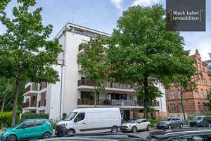 Grün wohnen, modern leben – 2 Zimmer mit Fußbodenheizung & EBK direkt am Park – Rathenower Straße 13, 10559 Moabit, Berlin – Vorschaubild 1