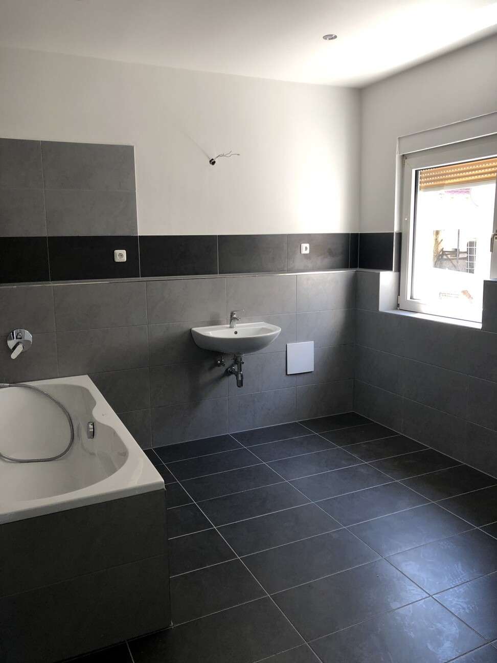 Immobilie in Langenselbold - Kernsaniertes Haus mit 2 WE – vielseitig nutzbar für Familie oder Kapitalanleger - Bild 3