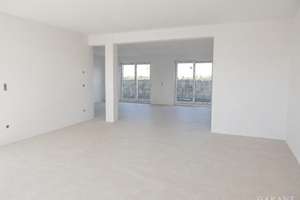Penthouse-Erstbezug: Blick über Nürnberg bis zur Fränk. Schweiz - Seltene Gelegenheit – Die vollständige Adresse der Immobilie erhältst du vom Anbieter., 90409 Schleifweg, Nürnberg – Vorschaubild 3