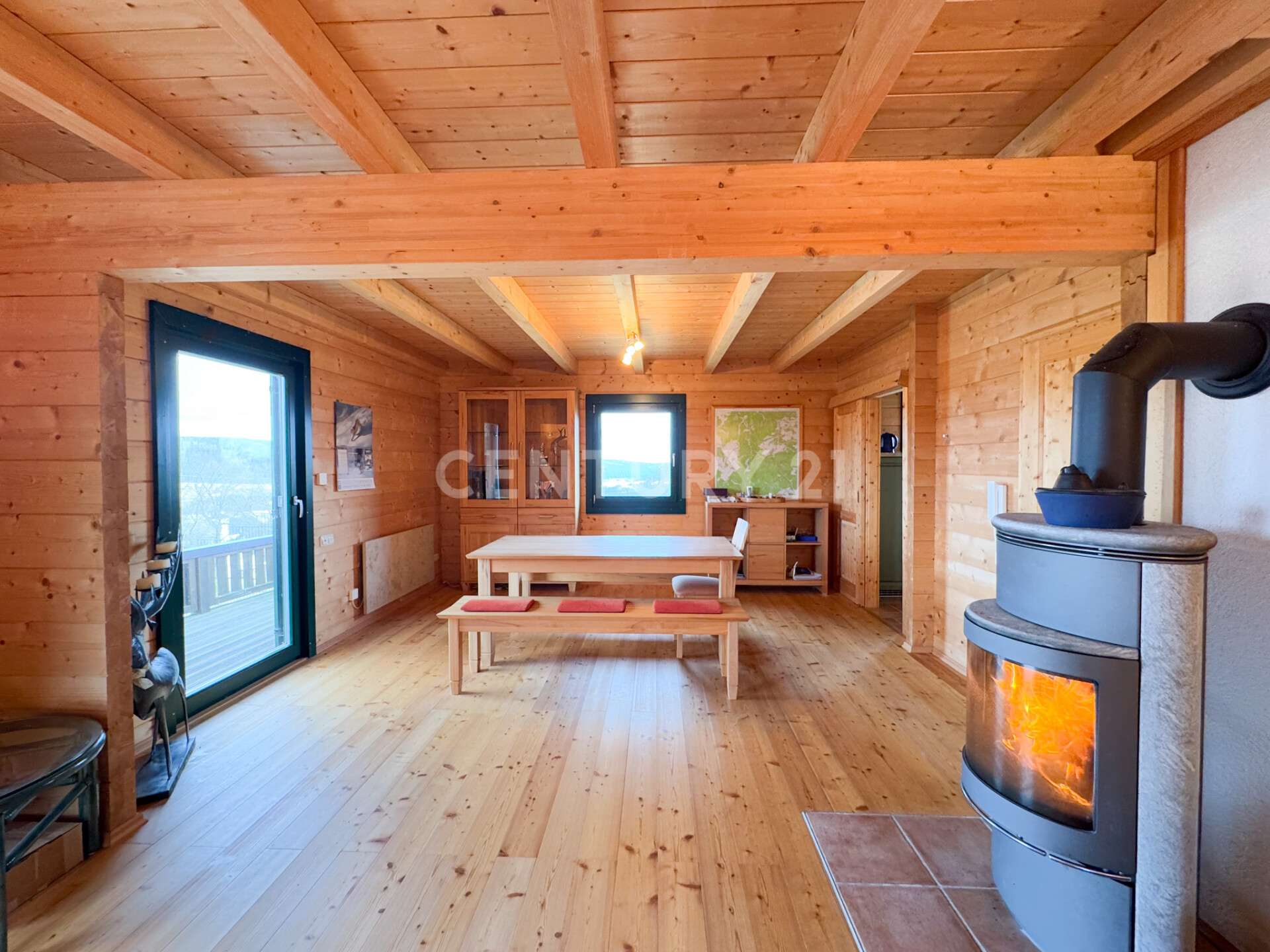 Immobilie in Meura - Modernes Blockhaus mit großer Halle - Die perfekte Jagdhütte - Bild 2