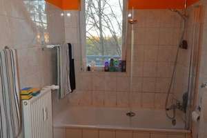 Helle 3‑Zi.-Maisonette mit Balkon & Stellplatz – 10 Min. zum Wandsbeker Markt – Von-Bargen-Str. 39, 22041 Wandsbek (Ortsteil), Hamburg – Vorschaubild 3