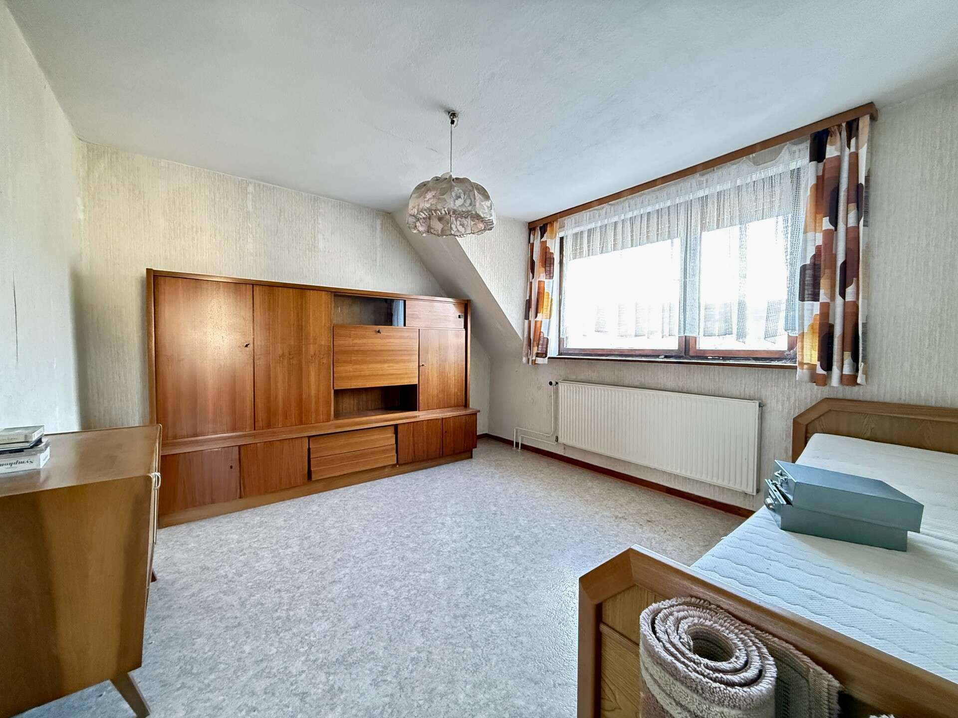 Immobilie in Scheuerfeld - Ihr Projekt fürs Eigenheim – Doppelhaushälfte mit viel Potenzial! - Bild 2