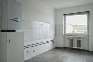 3 ZKB-Balkon am Siegener Giersberg, 73 qm. 657 Kalt. 807 Warm (ohne Gas und Strom) gepfl. Wohnanlage – Die vollständige Adresse der Immobilie erhältst du vom Anbieter., 57074 Siegen, Siegen – Vorschaubild 4