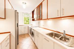 AIGNER - Großzügige 4-Zimmer-Wohnung mit 3 Balkonen und Grünblick in begehrter Neuhauser Lage – 80637 Dom Pedro, München – Vorschaubild 6