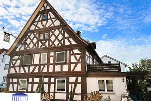 Fachwerkhaus mit Restaurant in denkmalgeschütztem historischem Gebäude und 4 Wohnungen – Die vollständige Adresse der Immobilie erhältst du vom Anbieter., 77885 Achern – Vorschaubild 1