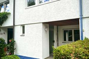 Gepflegtes Reihenhaus am Eselsberg - Garten, Dachterrasse mit Weitblick und Garage – 89075 Eselsberg, Ulm – Vorschaubild 2