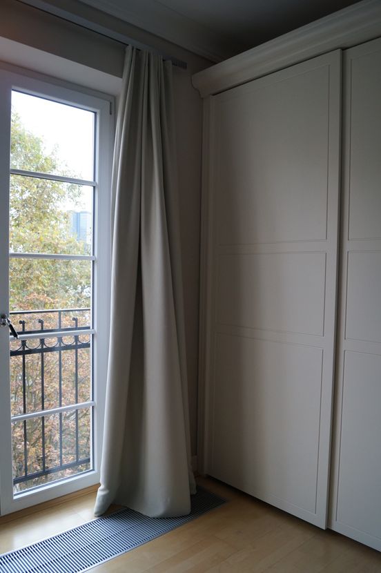 Traumhafte Altbauwohnung zwischen Palmengarten und "Alte Oper"..V-E-R-M-I-E-T-E-T... image 4