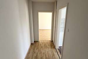 Charmante 2-Zimmer-Wohnung mit Balkon in ruhiger Wohnlage – Horststr. 36, 47137 Untermeiderich, Duisburg – Vorschaubild 2