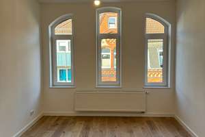 Exklusive 5-Zimmer Maisonette-Wohnung im 3. OG in Hannovers Südstadt – Annenstraße 20, 30171 Südstadt, Hannover – Vorschaubild 1