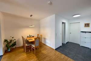 Wohnen mit Charakter: 2-Zimmer-Wohnung in Düsseldorf-Urdenbach – 40593 Urdenbach, Düsseldorf – Vorschaubild 4